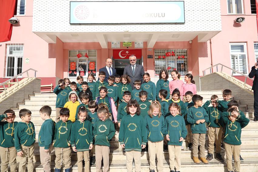 Başkan Kılıç okul ziyaretlerinde bulundu