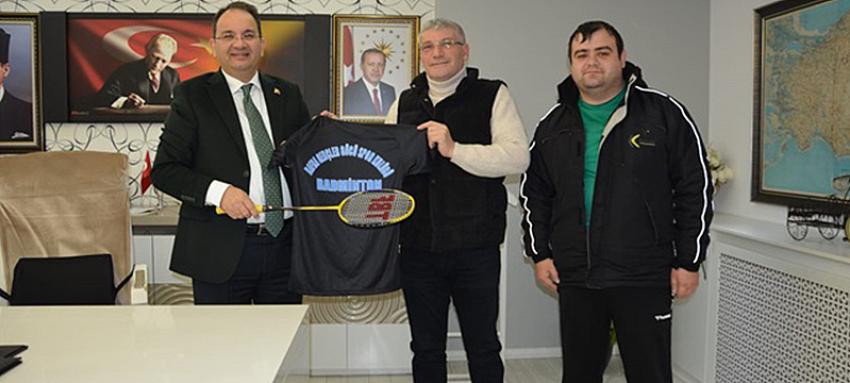 Gençler Gücüspor Kulübünden Ertürkmen' e Ziyaret