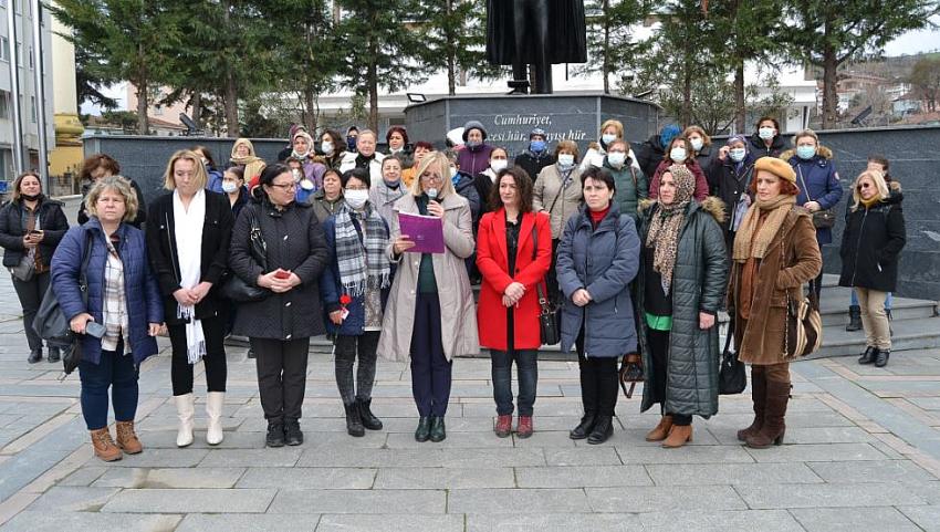 CHP'Lİ Kadınlar  8 Mart Dünya Kadınlar  Günü Açıklaması