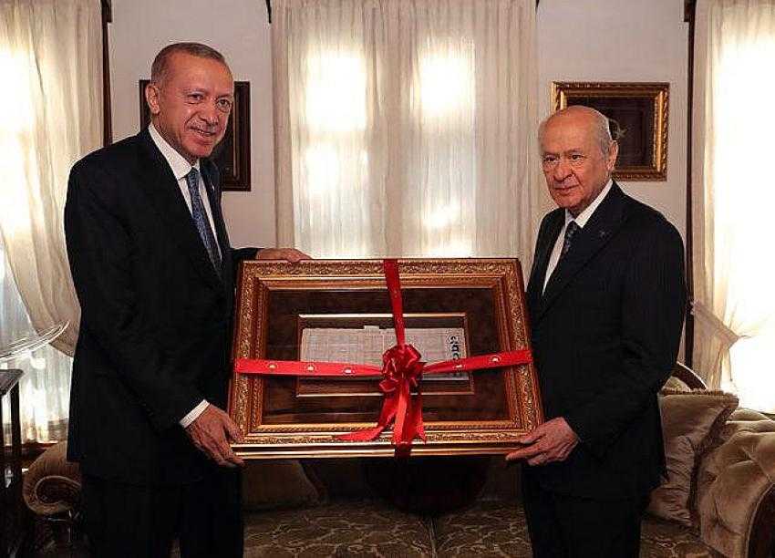 Ankara'da sürpriz görüşme! Cumhurbaşkanı Erdoğan ile MHP lideri Bahçeli bir araya geldi
