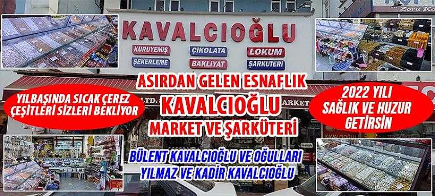Kavalcıoğlu Market ve Şarküteri  Bülent Kavalcıoğlu ve oğulları Yılmaz ve Kadir Kavalcıoğlu Yeni Yıl Kutlaması