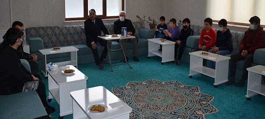 Ertürkmen, Çinili Camii  Diyanet Gençlik Merkezi ziyaret etti