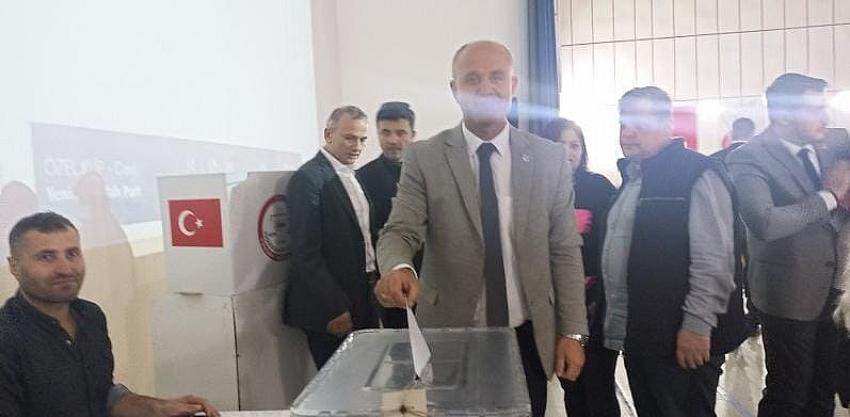 Yeniden Refah Partisi ilçe başkanı Bilal Arslan Güven Tazeledi