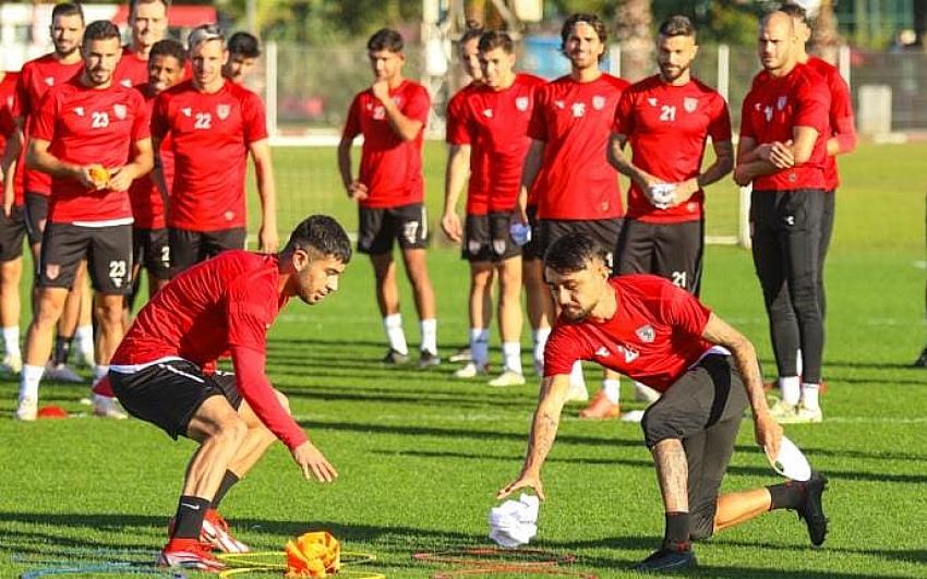 Samsunspor'un  Hedefi Sakaryaspor maçında  galibiyet serisi yakalamak 