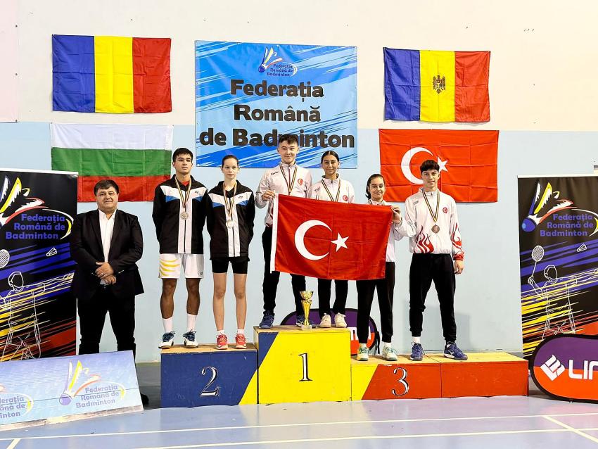 Samsunlu Sporcular Romanya'da Türkiye'ye gurur yaşattı 
