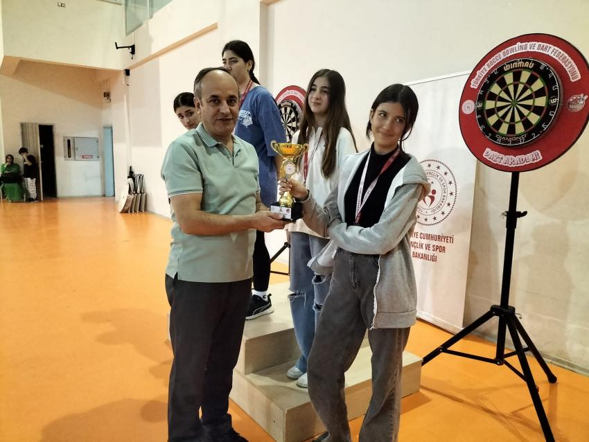 Bafra'da dart yarışması yapıldı 