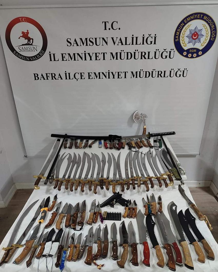 Bafra'da İnternetten bıçak satışına gözaltı