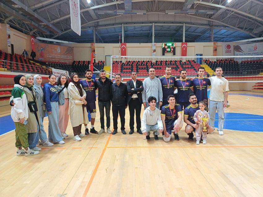 Bafra'da voleybol turnuvası düzenlendi